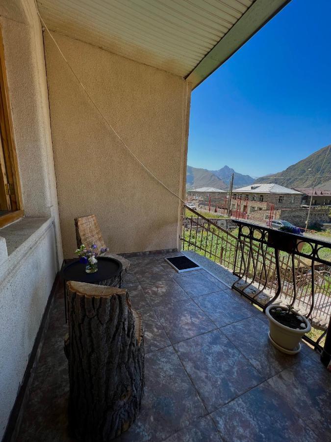 Guesthouse Kostava 72 คัซเบกี ภายนอก รูปภาพ