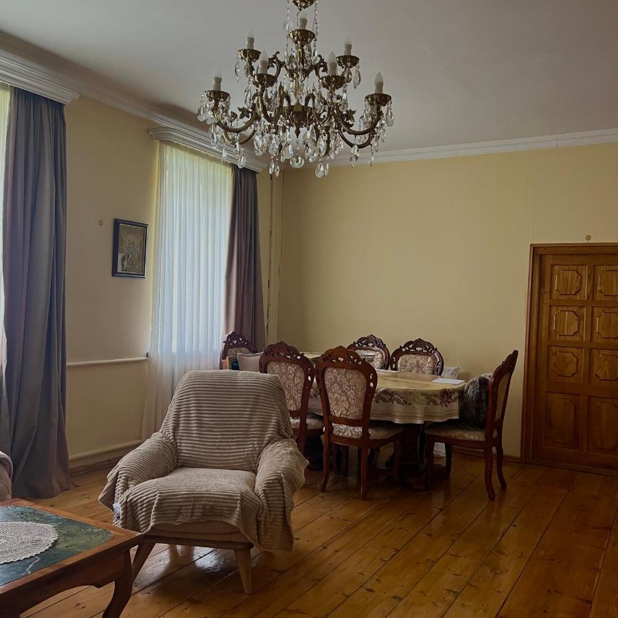Guesthouse Kostava 72 คัซเบกี ภายนอก รูปภาพ